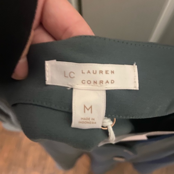 NWT LC Lauren Conrad Women’s Button Down Blouse - Picture 2 of 4